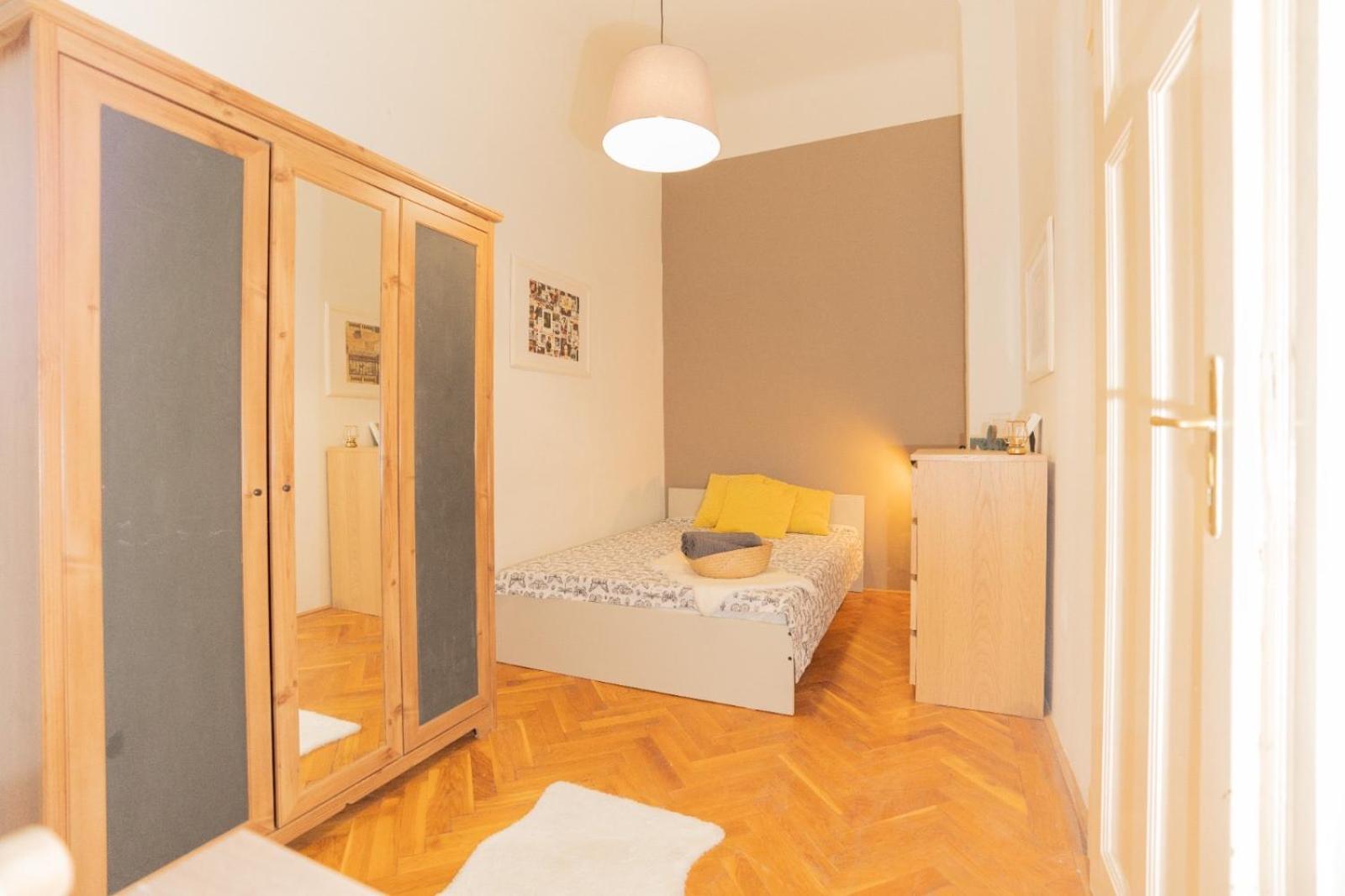 Apartament Vaci Utca Street Full Centrum
